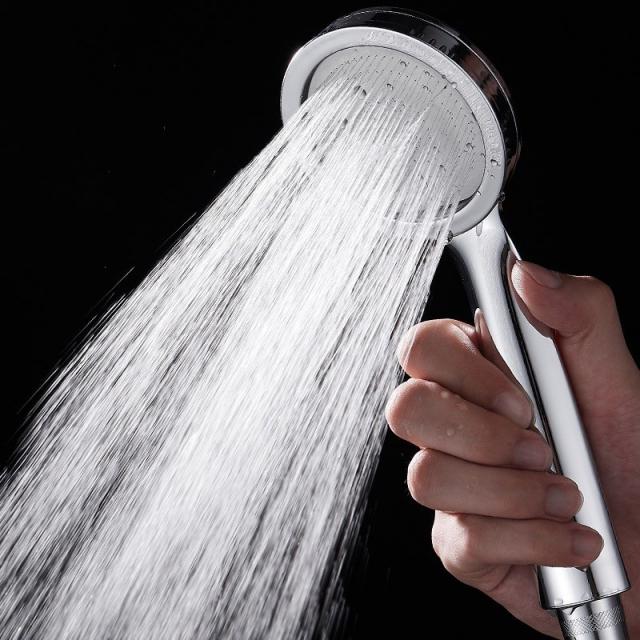 Slim water shower head หัวฝักบัวแรงดันน้ำทรงสลิม ซื้อ 1 แถม 1