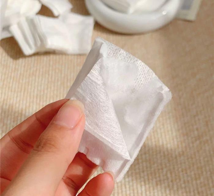 DOUBLE SIDE MAKEUP COTTON แผ่นลำลีเช็ดหน้า ราคาส่ง 25 บาท