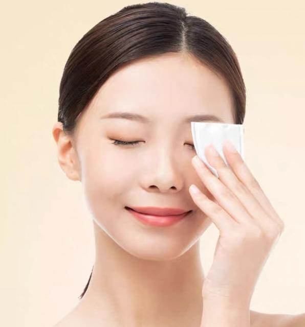 DOUBLE SIDE MAKEUP COTTON แผ่นลำลีเช็ดหน้า ราคาส่ง 25 บาท