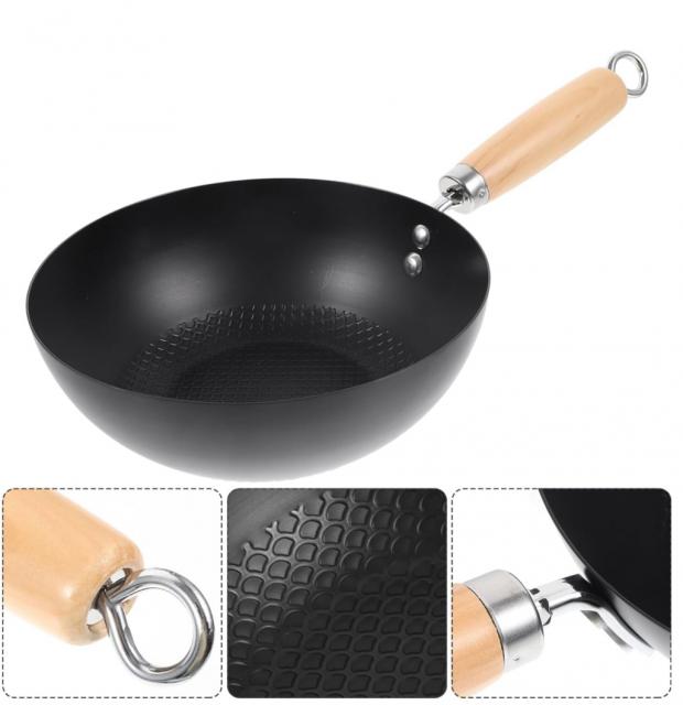 IRON PAN กระทะเหล็กด้ามไม้ ราคาส่ง 110 บาท