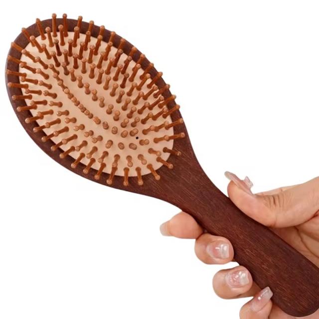WOODEN COMB แปรงหวีไม้สุขภาพ ราคาส่ง 35 บาท