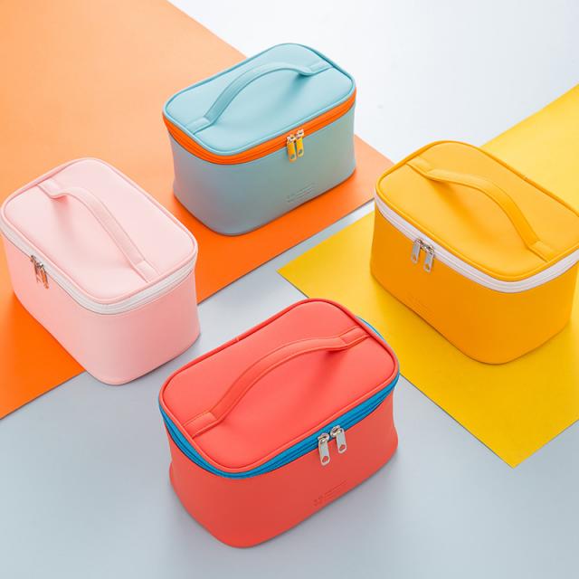 COSMETIC BAG กระเป๋าเก็บเครื่องสำอาง ราคาส่ง 25 บาท